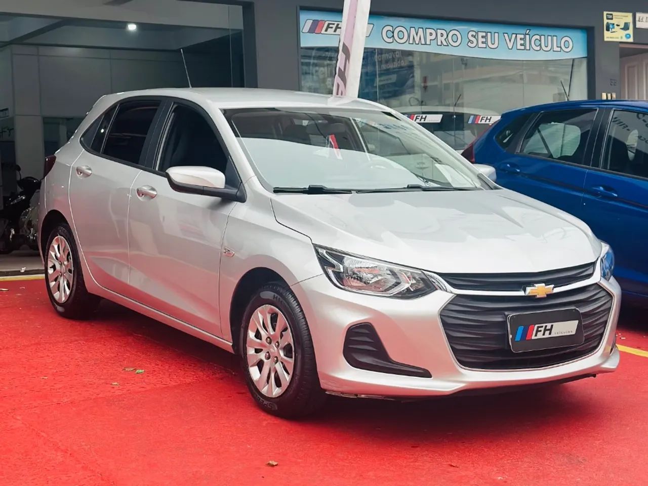 Chevrolet Onix Plus LT 1.0 12V Flex Mec. 4P 2020 - Foto 4