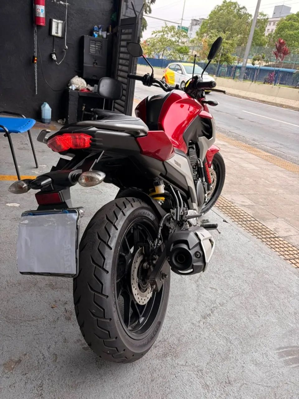 FZ25 FAZER  - Foto 5