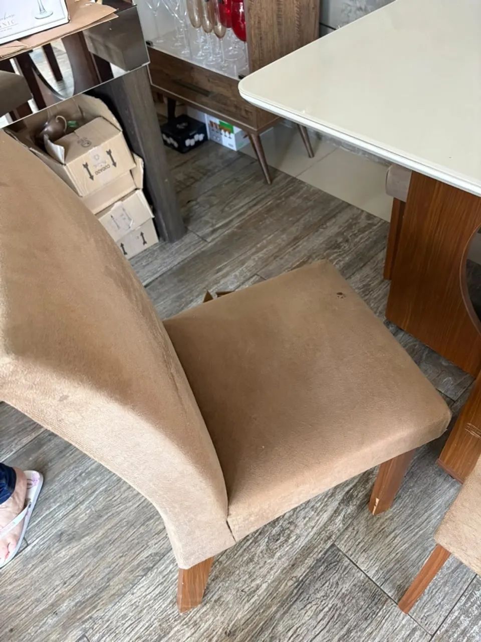 Mesa com 4 cadeiras - Foto 3