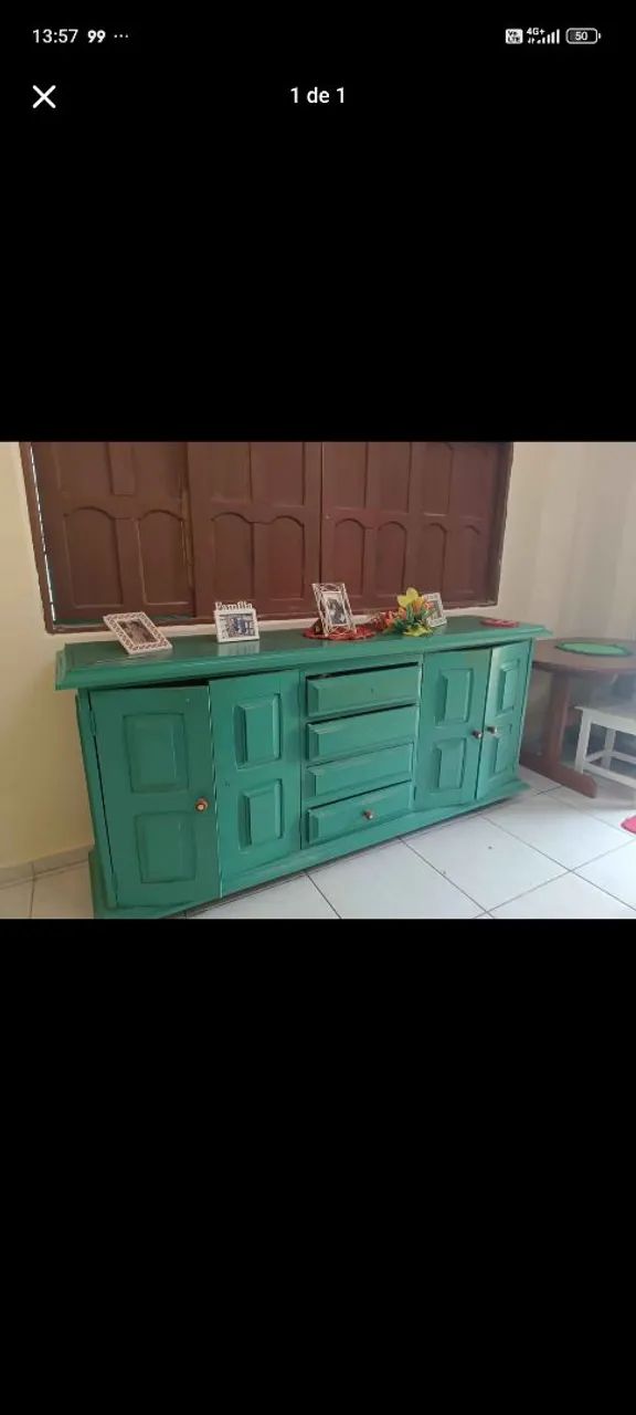 Buffet de Madeira de Lei