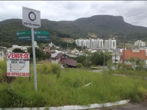 Terrenos na Pedra branca com 986 m2 de esquina  - Foto 2