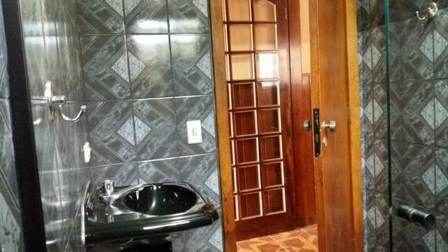 Ótima casa com 3 quartos sendo 1 suíte Vila Lolly - Foto 16