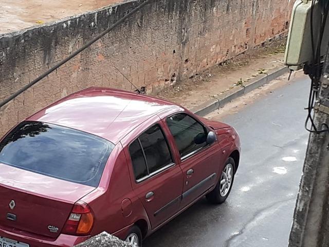 Renault Clio Sedãn completo - Foto 7