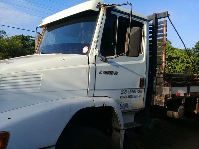 Vende se - Foto 2