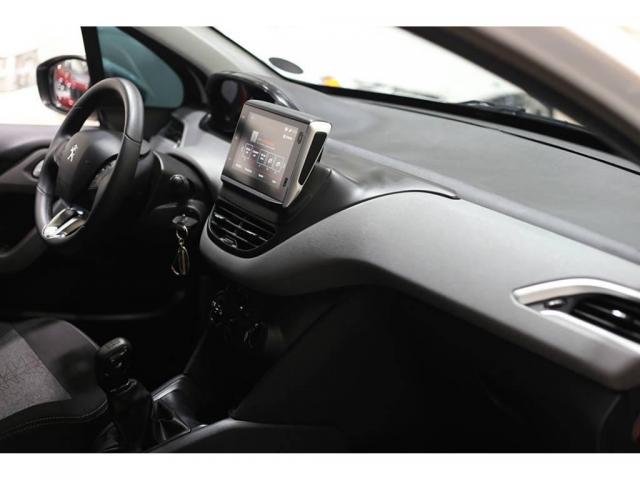 Peugeot 208 Active Pack 1.2 Completo - Foto 6