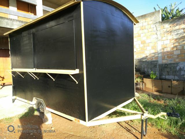 Vendo ou Troco em Veículo, Food Truck Trailer - Foto 2