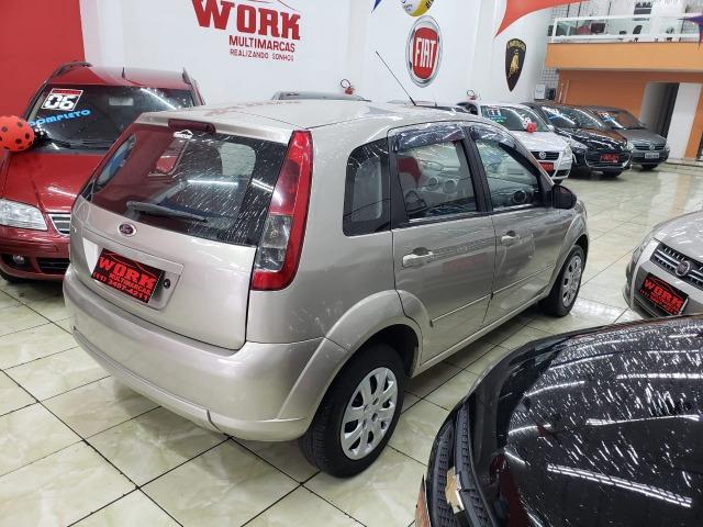 Ford - Fiesta Hacht 2012 1.6 - Foto 4