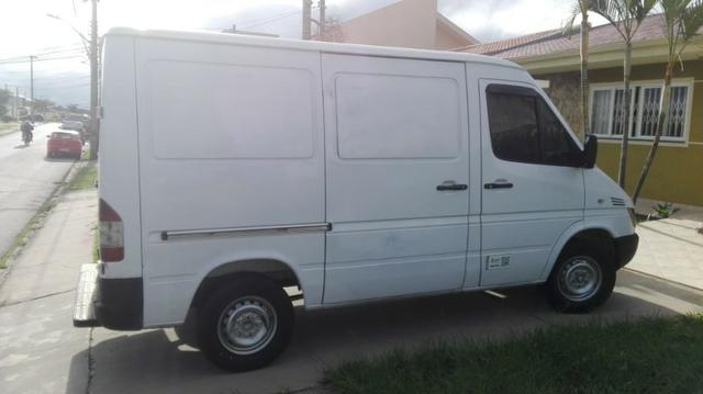 Vende-se uma Van - Foto 2