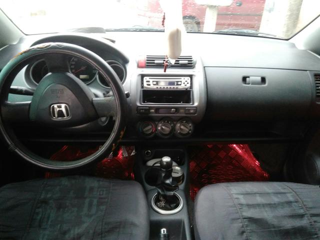 Vendo Honda fit completo leia a descrição com atenção - Foto 9