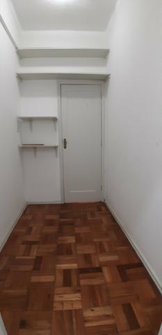 Quarto e sala em Copacabana posto 6 - Foto 8