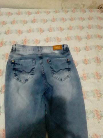 3 Calça jeans número 38 e 1 número 40 nova
