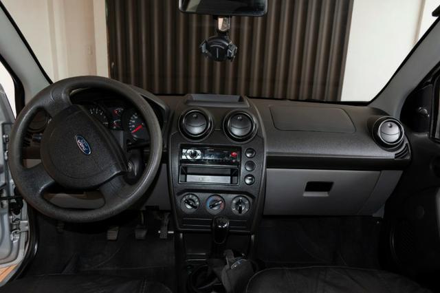 Ford Fiesta 4 portas FLEX ano 2008/2009 - Foto 7