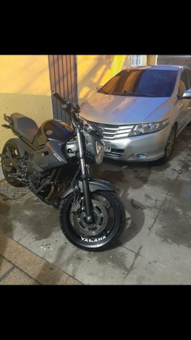 VENDO YAMAHA XJ6 2016