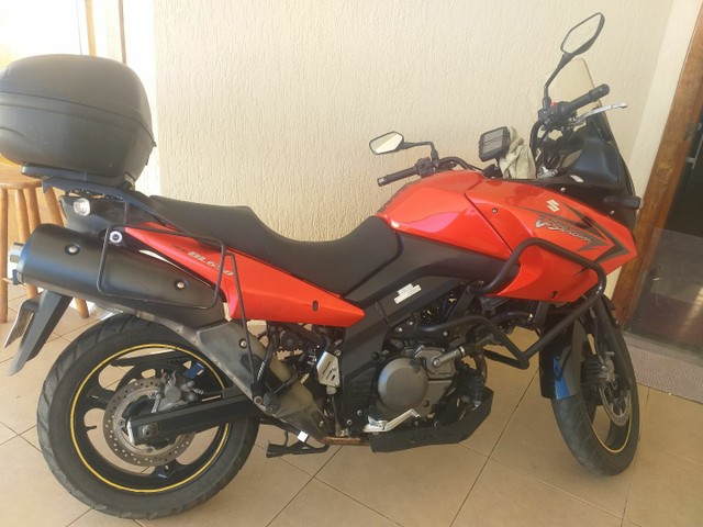 SUZUKI V-STROM 650 2011