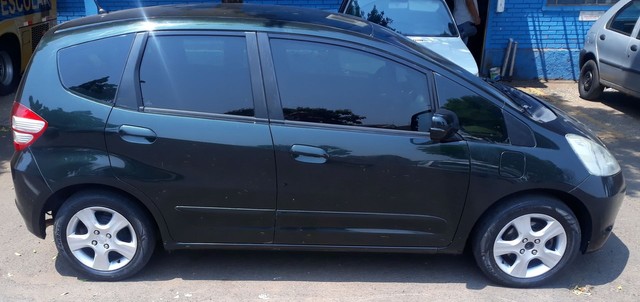HONDA NEW FIT 09/09