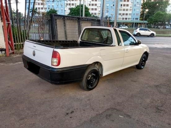 Volkswagen Saveiro 1.6 Mi City Cs em Guarapari