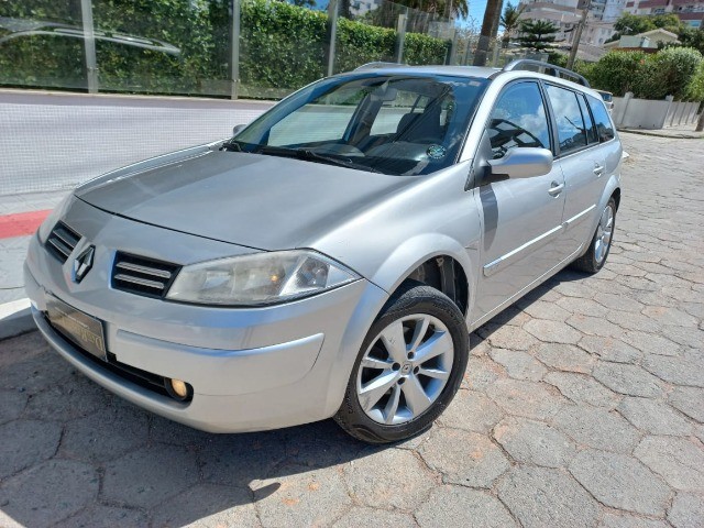 MEGANE GRAND TOUR DYNAMIQUE 1.6 MECÂNICO 2013