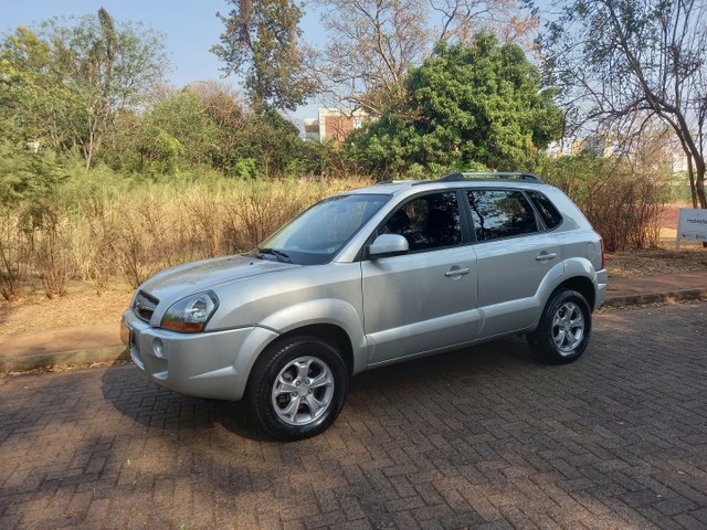 TUCSON GLS 2.0 FLEX COMPLETA AUTOMATICA ANO 2015