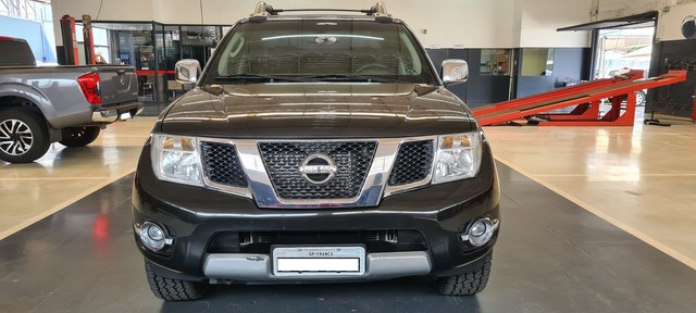 FRONTIER DIESEL 4X4 SL AUT 2.5 2014