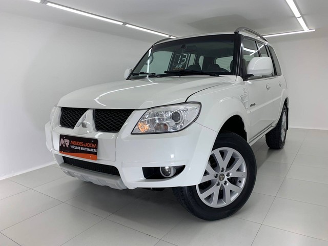 PAJERO TR4 2012/2013 2.0 4X4 16V 140CV FLEX 4P AUTOMÁTICO