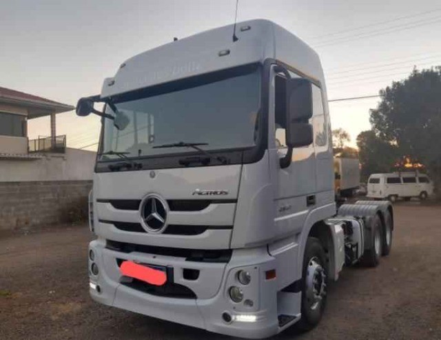 Caminhão Mercedes benz Actros 2651 