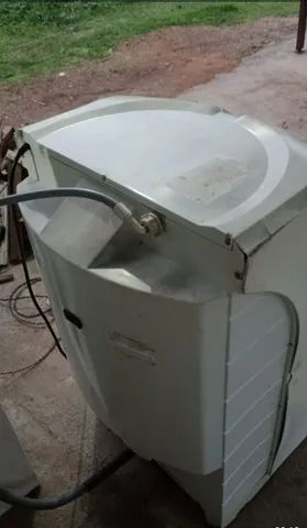Máquina de lavar roupas Miller lavar e seca