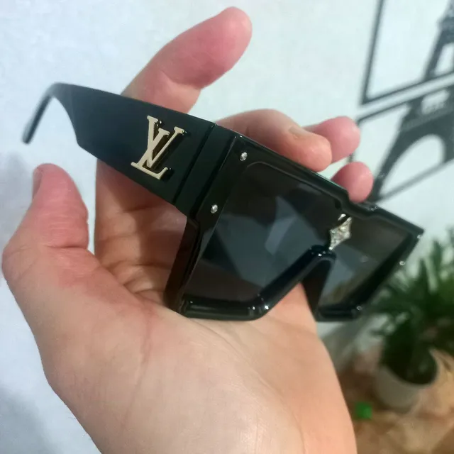 Oculos Louis Vuitton Griffe - Comprar em FehMultimarcas