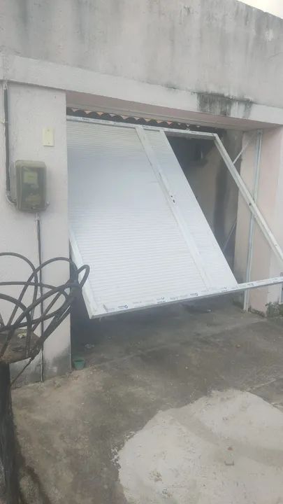 PORTÃO DE ALUMÍNIO BASCULANTE - Foto 6