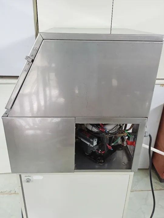 Freezer Vertical