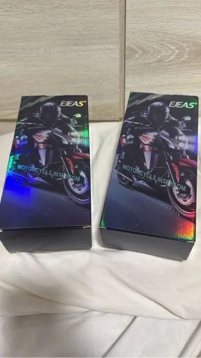 Intercomunicador (O PAR) EJEAS V6 PRO+, se comunica c/6 rádios, para moto, novo!