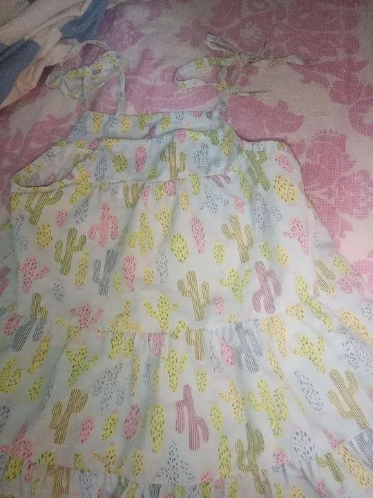 Vestido de Menina com Estampa de Cacto - Foto 4