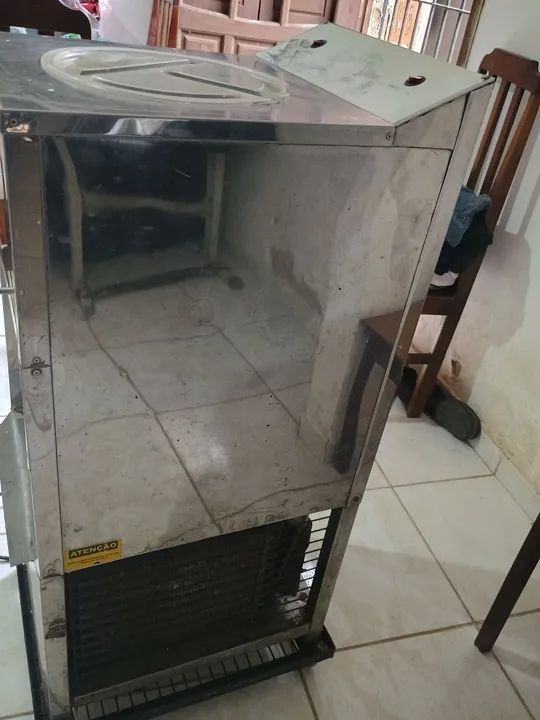 Vendo máquina de sorvete de massa e açaí  - Foto 4
