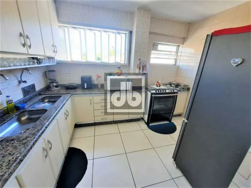 Espaçosa cobertura - Freguesia - Jacarepaguá - ótima localização - 2 quartos - 1 suíte - t - Foto 4