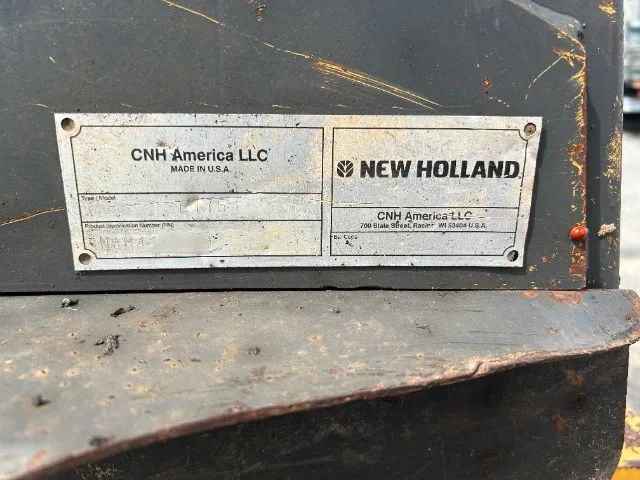 Mini escavadeira new holland - Foto 6