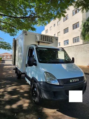 Iveco Daily 35s14 ano 2012 - Foto 4
