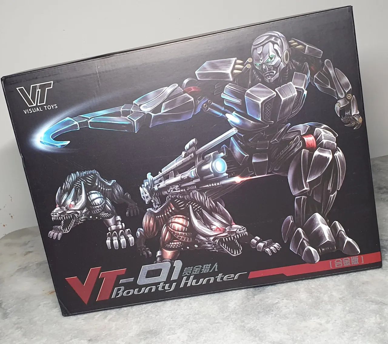 Transformers Lockdown 23cm novo with hounds