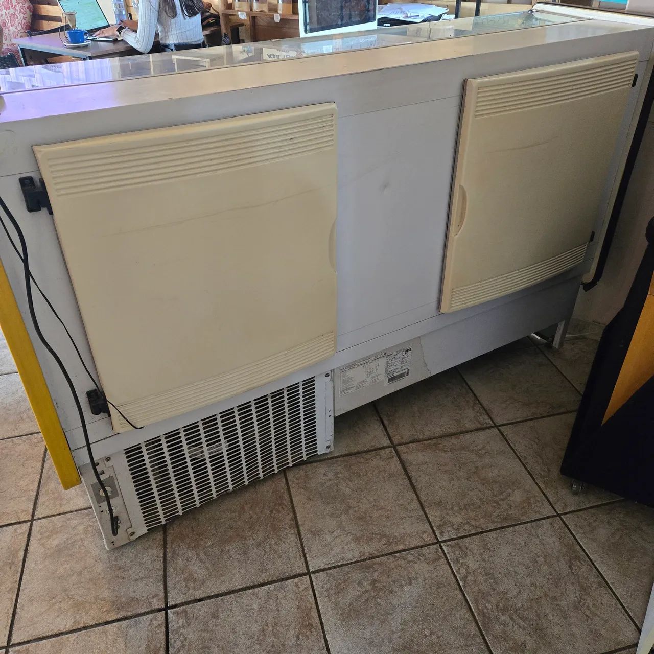 Geladeira Expositora Gelopar - Foto 2