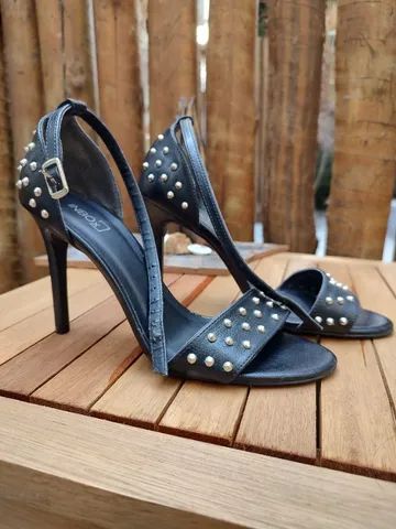 Sandália Inbox Shoes - couro original