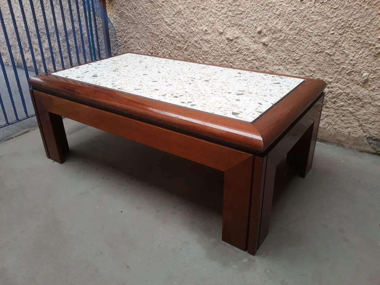 Mesa de Centro/ Lateral padrão mogno com tampo em porcelanato - Foto 3
