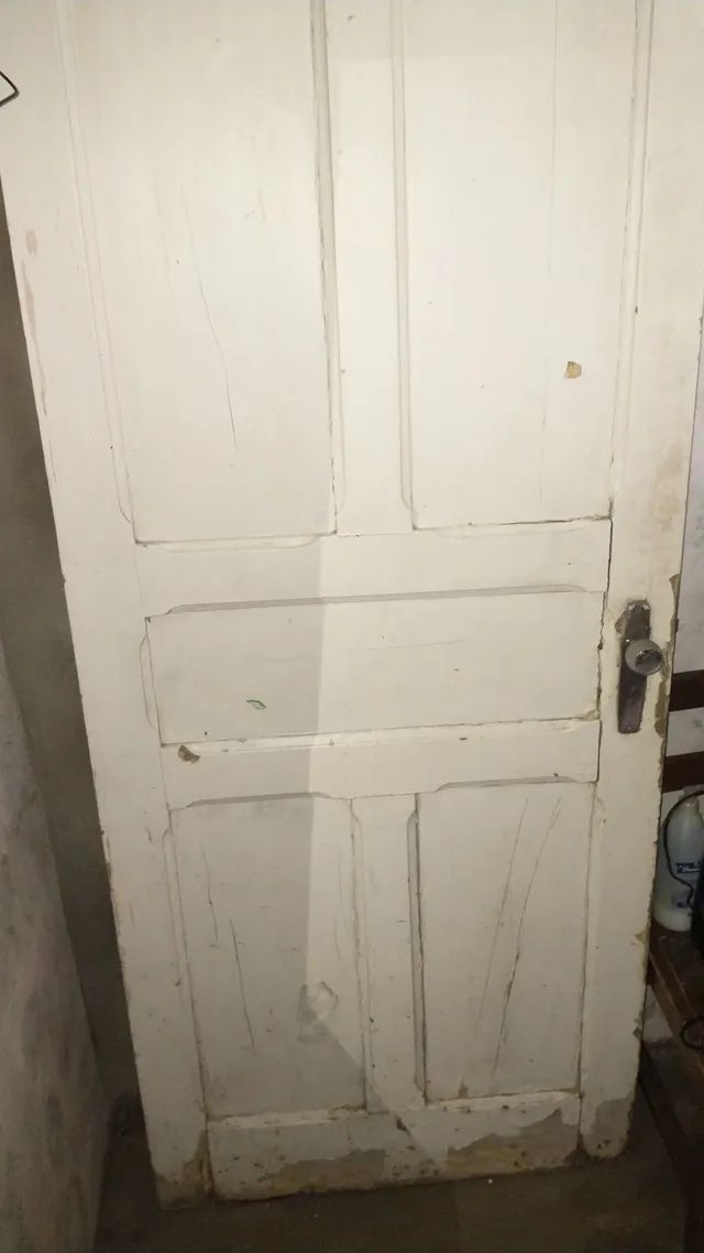 Porta de madeira maciça. - Foto 2