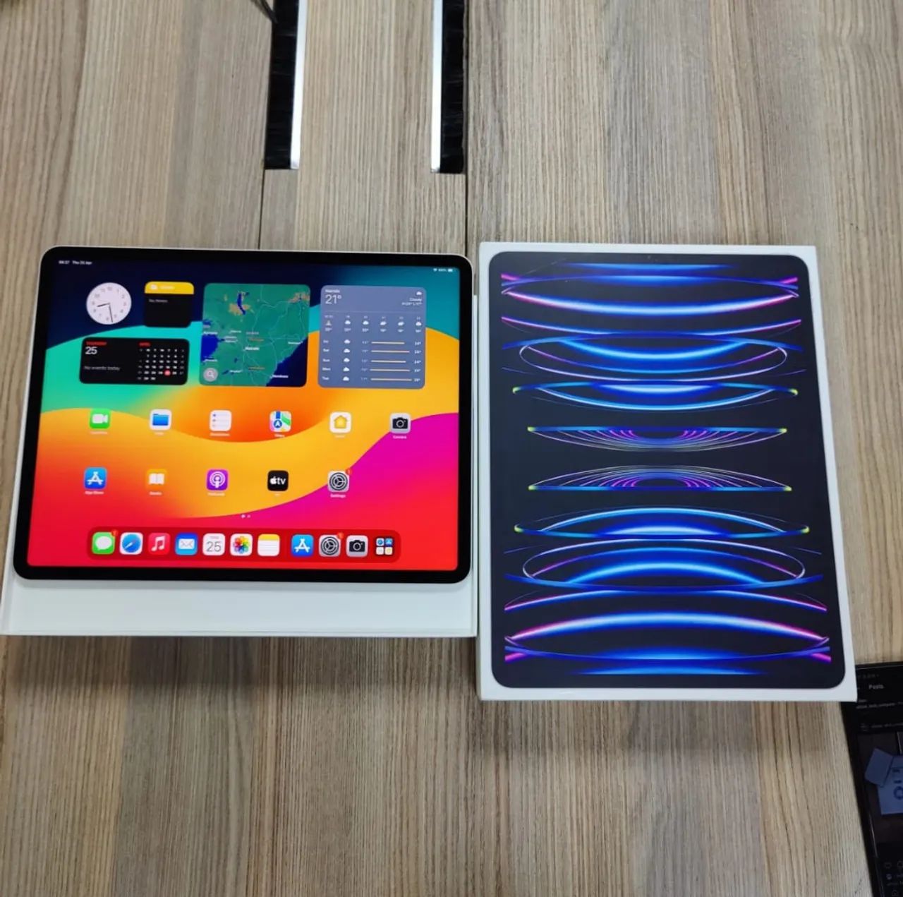 IPAD PRO 12.9 6TH 128GB Wi-Fi +Cellular  - Foto 2