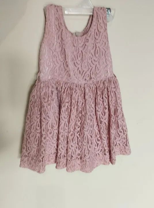 Vestido rosa de bebê