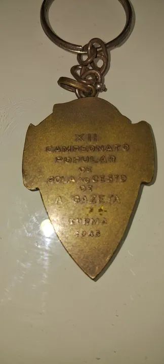 Basquete Raro Chaveiro de 1946 bola ao cesto - Foto 2