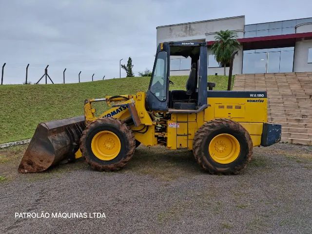 Pá Carregadeira Komatsu WA180 ano 2002  - Foto 6