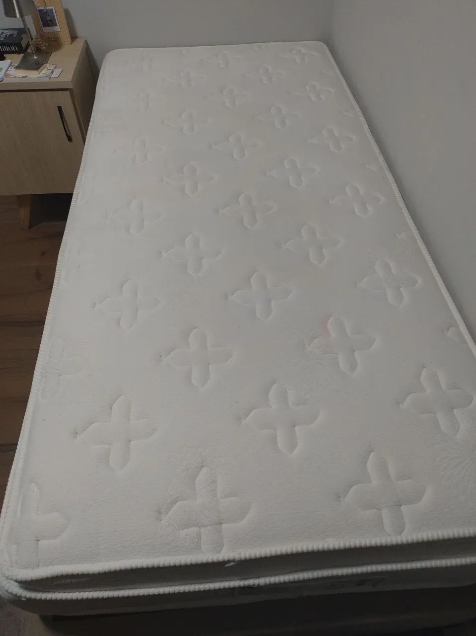 Colchão solteiro Itália umaflex