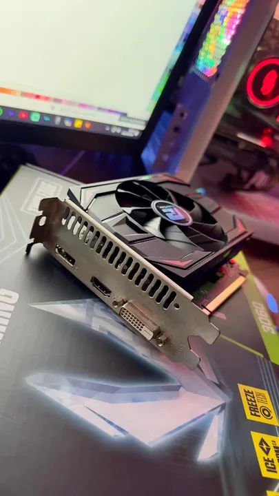 Placa de vídeo RX 550 4gb  - Foto 3