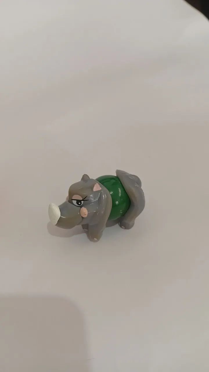 lote 5 bonecos coleção Animais bolinha kinder ovo  - Foto 4