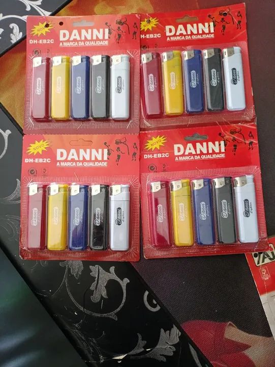 Isqueiros de Camping Danni e ZAJ - Novos - Foto 5