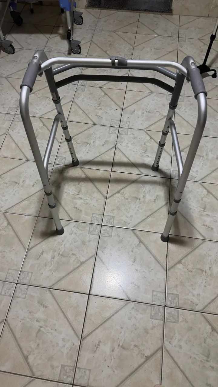 Andador dobrável  - Foto 2