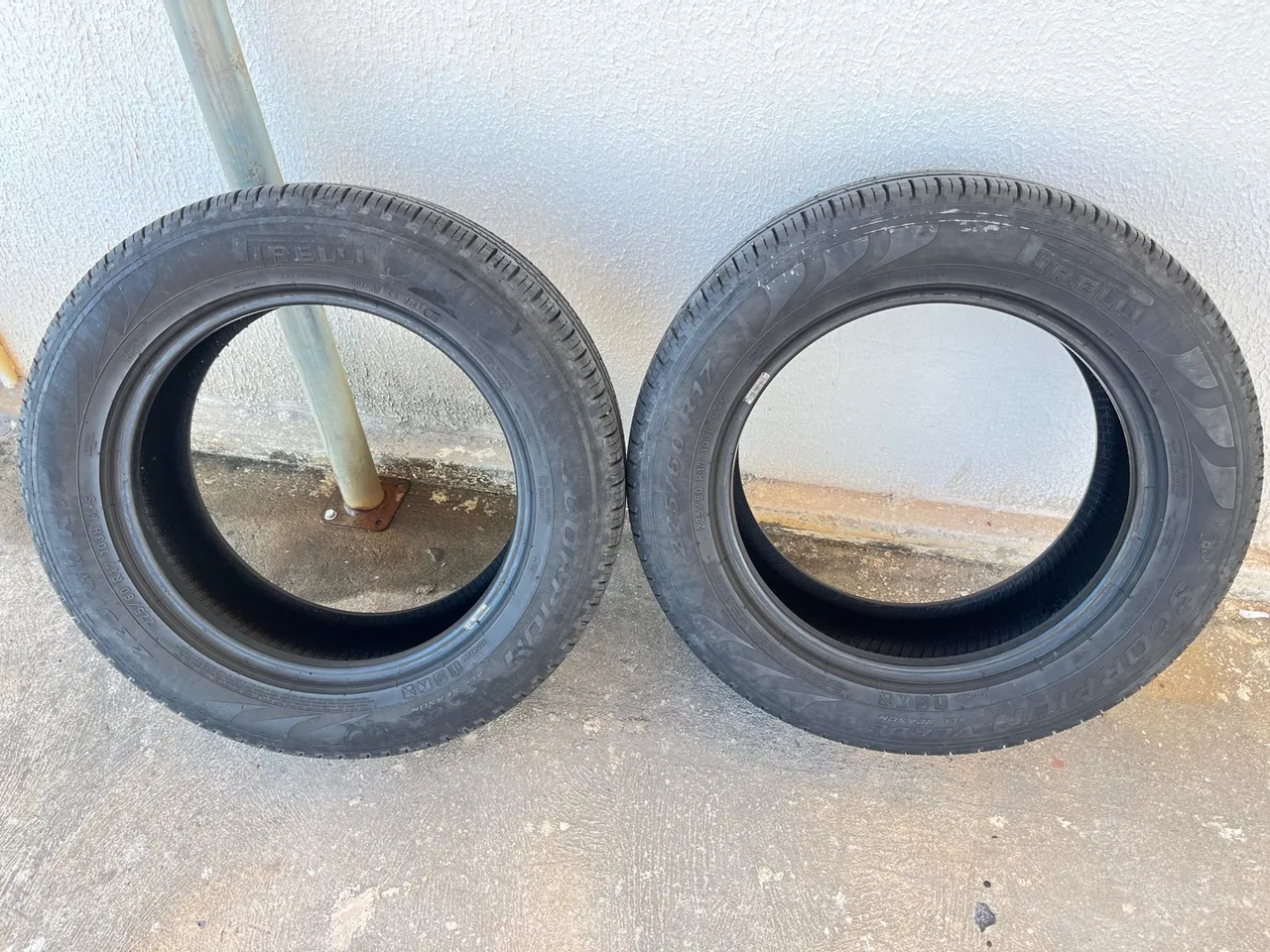 Pneu Pirelli 225/60/17